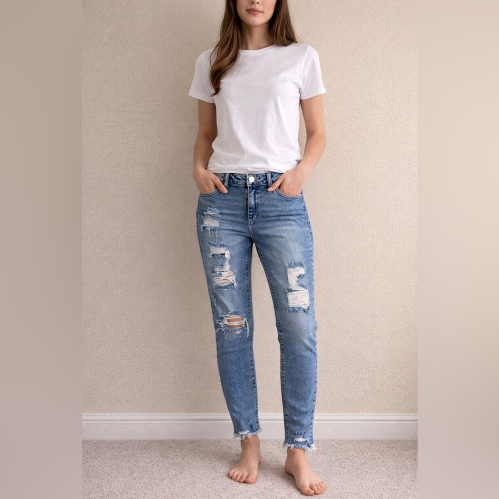 Tinseltown Blue Skinny Distressed Jeans